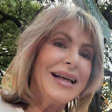 How to access 400 section seats?