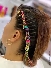 Trenzas africanas sueltas de colores. Trenzas Africanas Los Looks Mas Impactantes Vibra