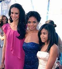Previously, she was married to maurice oldham in 2005. Kimberly Elise Net Worth Age Who Is Kimberly Elise Married To Read A Biography