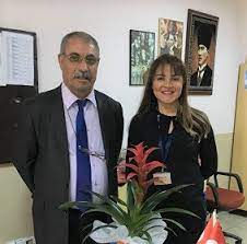 Dunyagoz Izmit Ogretmenler Gununde Ogretmenleri Unutmadi