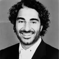 400+ perfiles de «Shebani»