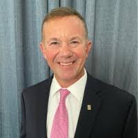 Scott Yach's Instagram, Twitter & Facebook