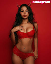 At.rachel  Rachel Delgado  _racheldelgado_  diandradelgado Гола изтичане  OnlyFans снимка 42 - Nudogram v2.1