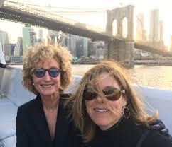 Jun 15, 2021 · actress lisa banes (r) with her wife kathryn kranhold (l) (twitter/20th century studios) actress lisa banes , who starred in famous movies like 'gone girl' and 'cocktail', died on june 14, 2021. Who Is Kathryn Kranhold Wiki Bio Facts About Lisa Banes S Wife