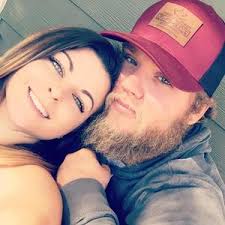 Amber Habina and Tyler Dickens's Wedding Registry