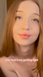 Conveys true love with light and shadow.