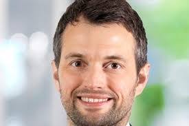 Manuel Casanga's Instagram, Twitter & Facebook