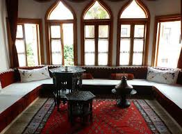 Lovely Bosnian Room Hayallerinizdeki Ev Ev Oturma Odasi Ev Mimarisi