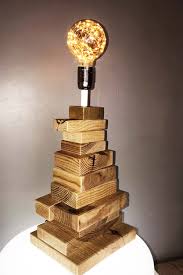 Lampe de table lampe en bois lampe bois lampe de table bois flottant 45cm haut. Lampe Bois Recycle Fabriquee Au Pays Basque Akotzen
