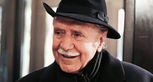 Victor Poveda (@Donvictorpoveda)