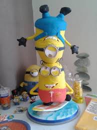Sea Surfing Acrobat Minions Minion Cake Minions Gravity Defying Cake