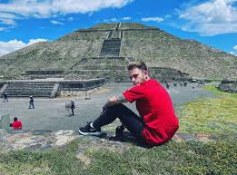 Aaron Marcos (@aaron_mrcs) • Threads, Say more