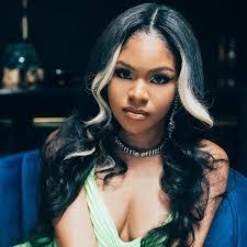 Donald Store's Instagram, Twitter & Facebook