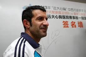 Portuguese Football Star Luis Figo Real Madrid Leyendas Left Autographs —  Stock Editorial Photo © IC Photo #242143050