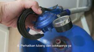 Lpg yang dibekalkan di brunei ditambah dengan 1% gas mercaptan. Belajar Pasang Gas Elpiji Biru 12 Kg Youtube