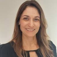 100+ perfis com “Carla R”