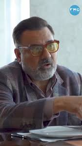 Boman Irani Worked As A Waiter At Taj Mahal Palace In Mumbai _ Curly Tales  #BomanIrani 😍😍