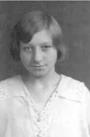 Clay Family History: Last Name Origin & Meaning