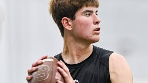 Hingham QB Peter Bourque earning Division 1 college football offers