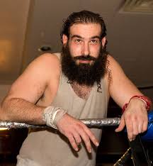 Aew wrestler brodie lee, who previously wrestled in wwe under the ring name luke harper and whose real name was jonathan huber, has passed away at age 41. 6oodv0zqxa7g4m