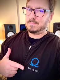 Brenton Sewell's Instagram, Twitter & Facebook