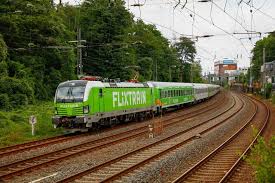 Flixtrain fa parte del gruppo flixmobility, la società madre di flixbus, dopo aver conquistato. 193 990 0 Vectron Mit Flixtrain In Wuppertal Am 13 07 2019 Bahnbilder De