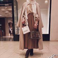 2 034 Likes 24 Comments Razbor Garderoba V Storis Vainah Vogue On Instagram Kakoj By Modest Fashion Outfits Modest Fashion Hijab Muslim Fashion Outfits