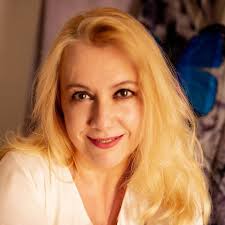 Amazon.com: Isabel Sánchez Rivera: books, biography, latest update