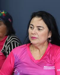 Mujeres que transforman comunidades. Acompañamos a la Red Costarricense de  Mujeres Municipalistas (RECOMM) de Alajuela en una charla sobre cómo  identificar y enfrentar la violencia, impartida por nuestra directora de  comunicación y