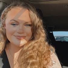 Hannah Kester's Instagram, Twitter & Facebook