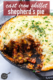 Cast Iron Skillet Shepherd S Pie Recipe In 2020 Cast Iron Skillet Recipes Dinner Skillet Dinner Recipes Shepherds Pie