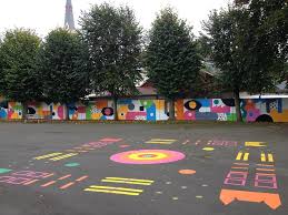 Lem Art Fresques Murales A L Ecole Maternelle Desbordes Valmore De Saint Andre Lez Lille Fresque Murale Fresque Parement Mural