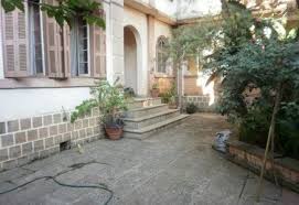 A Vendre Villa Type Traditionnelle Bord De Route Circulaire Tananarive Agence Immobiliere A Tananarive Villa A Vendre Route