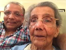 Son of 98-year-old who survived Corona admitted he thought he'd never see  her again