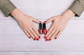 Christi himmelfahrt ist in deutschland bundesweit seit den 1930er jahren ein gesetzlicher feiertag. Strapazierte Nagel Das Passiert Nach 6 Jahren Gel Lack Brigitte De