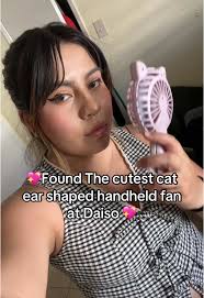 Mini Fans in Daiso Review