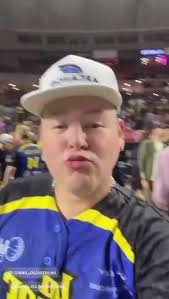 Armando Celis (@chocomilkvoz)