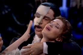 It seems to me that Sierra's Christine makeup looks different from other  broadway christines? As evidenced in the daae days vlog...