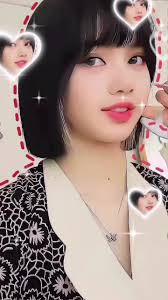 Lisa with Red Dress Fancam