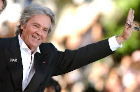 Après plusieurs échecs commerciaux, alain delon décide de se retirer du cinéma et de prendre sa retraite. After His Stroke Which His Son Anthony Did Not Want