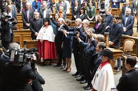 Cette position «est tout simplement scandaleuse», a estimé vendredi sa présidente reveka papadopoulos. Election Du Conseil Federal 11 Decembre 2019