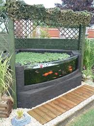 Banyak orang yang sepakat bahwa memelihara ikan hias bisa menjadi salah satu hobi yang menyenangkan. 31 Berbagai Desain Kolam Ikan Minimalis Untuk Rumah