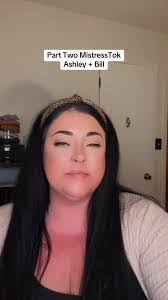 Ashley Bills's Instagram, Twitter & Facebook