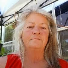 Amber Redfearn's Instagram, Twitter & Facebook