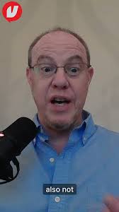 Fractional CMO: Architect, Not the Bricklayer