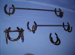 Horseshoe Craft Projects Related Horseshoecraftsideas Horseshoe Art Horseshoe Crafts Projects Horseshoe Crafts