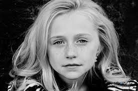 Jennifer Reding's Instagram, Twitter & Facebook