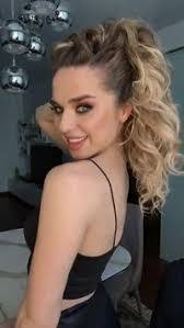 Erika Coronado's Instagram, Twitter & Facebook