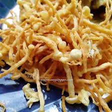 Resepi nasi goreng ini merupakan satu lagi masakan berasaskan cendawan. Cendawan Goreng Tepung Ranggup