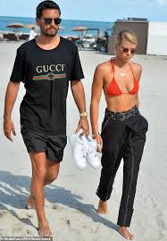 Scott disick, 37, parties with amelia hamlin, 19, on halloween 2 months after sofia richie split. Freedomroo Amelia Hamlin 19 Poses In A Bikini On Instagram Amid Scott Disick 37 Relationship Australiannewsreview